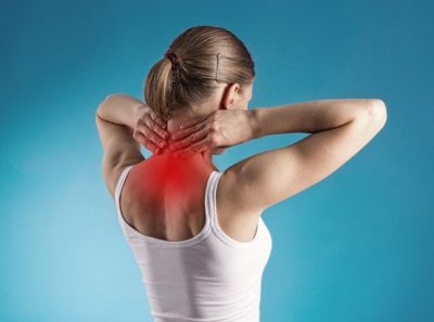 Какой специалист занимается лечением болезни остеохондроз?